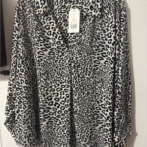 Wonderly Black and White Leopard Print Top